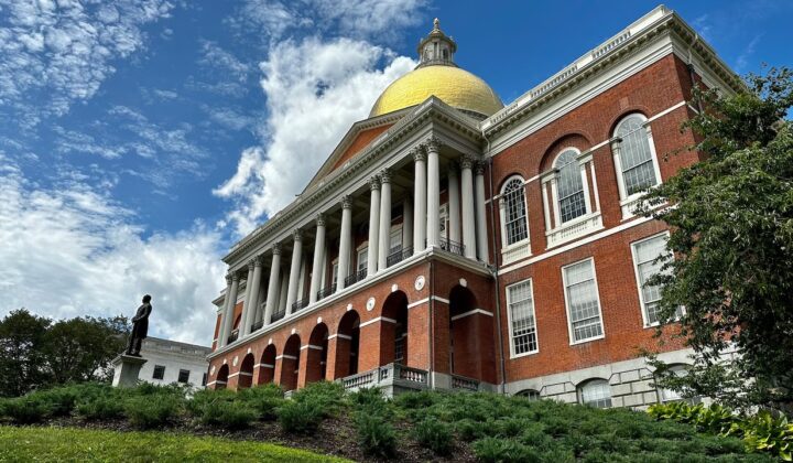 Pa’lante Youth Organizers Testify at State Legislature — MassLive